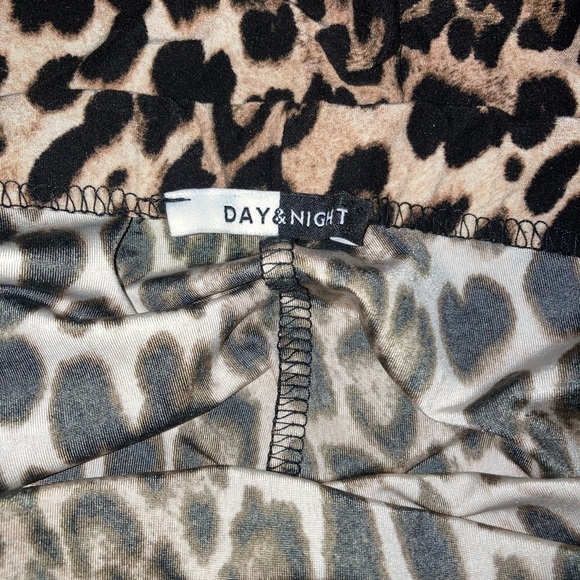 Day and Night jumpsuit - Picture 3 of 3